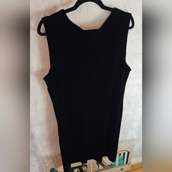 Helene Blake Classic Plus Black Velour Sleeveless Midi Dress - Picture 4 of 6